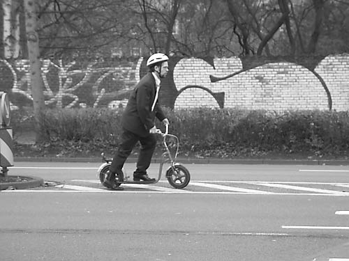 ::: bitte auswahl im unteren bereich treffen >